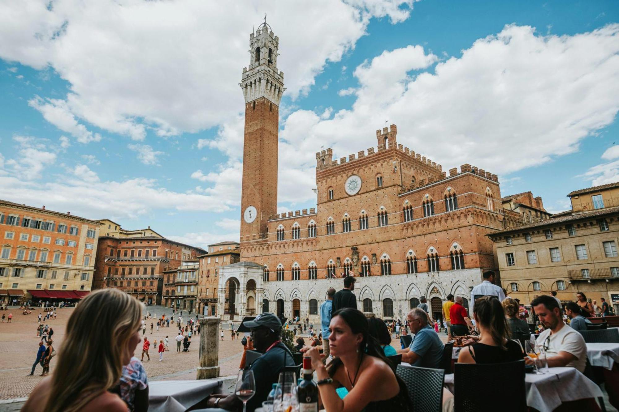 Apartamento Asso Di Picche Siena Exterior foto